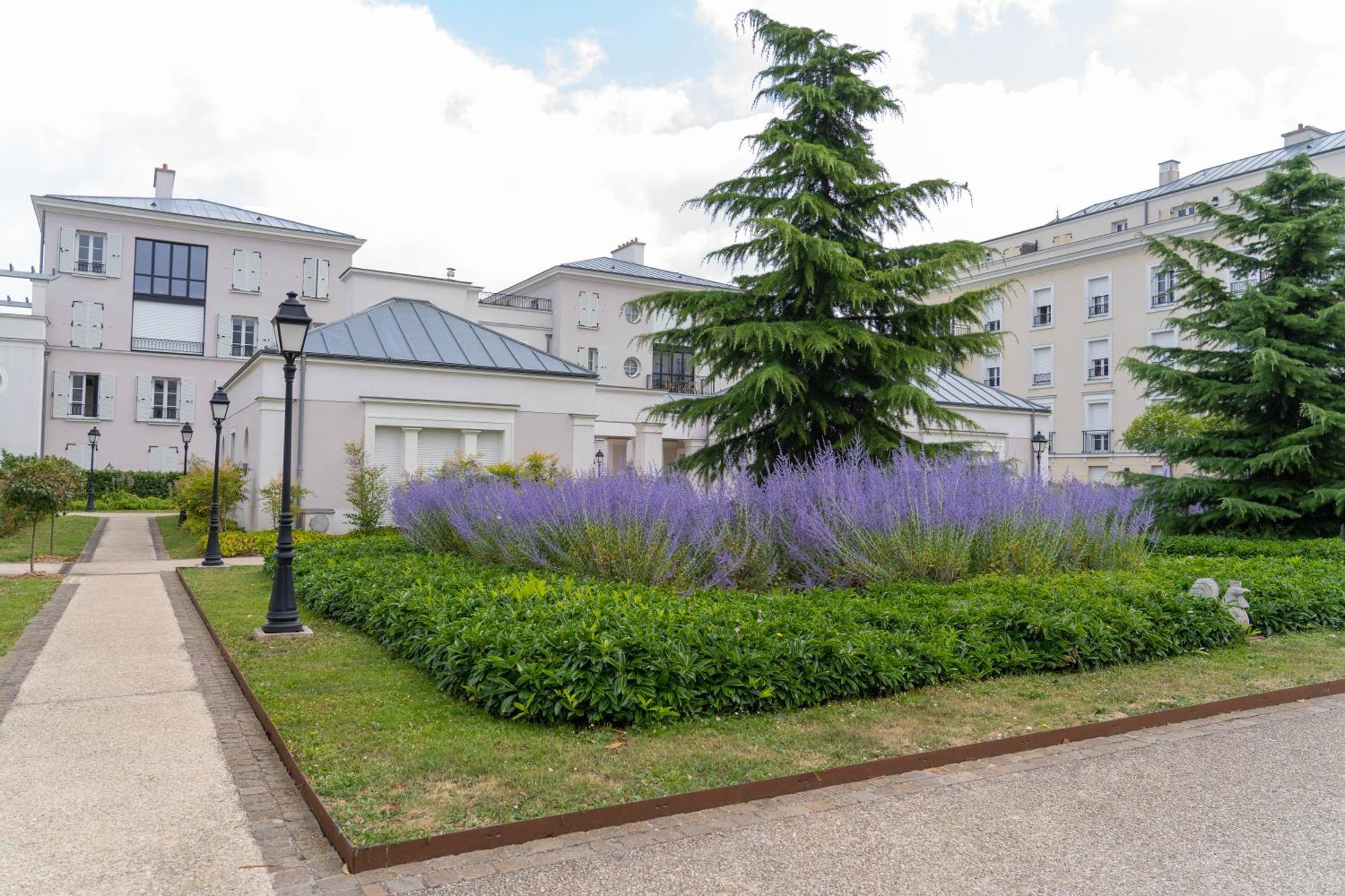Air-Conditioned Apartment, Walking Distance To Disney - Disney Magical Homes, Paris Serris Exterior foto
